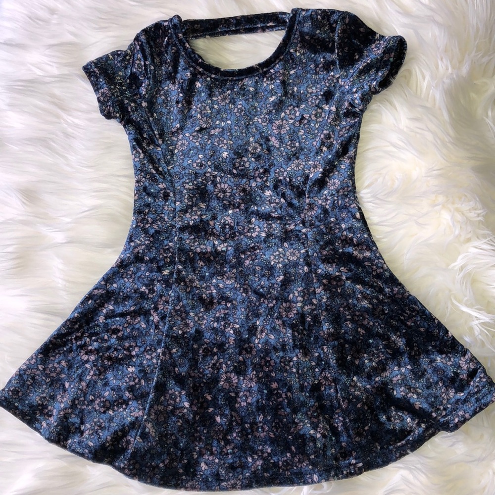 Pinc velvet dress